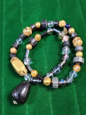 MIGUEL ASES Vintage 1994 Beaded Wrap Bracelet Gold Black Glass Stretch